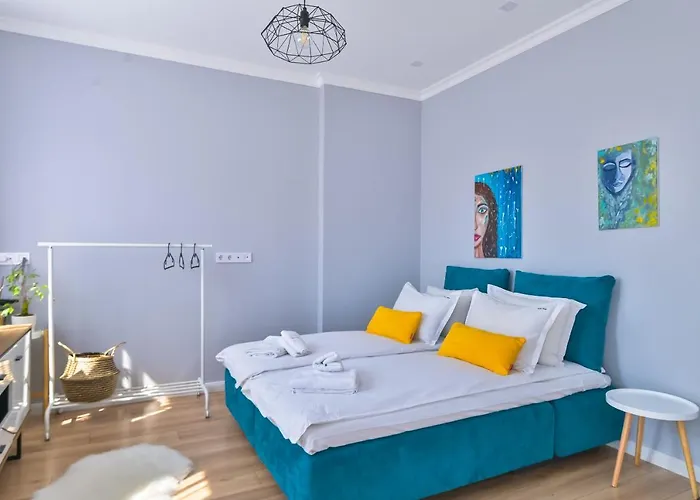- The Blue Apartment - 1Bd With Artistic Interior Design By Flat Mаnager